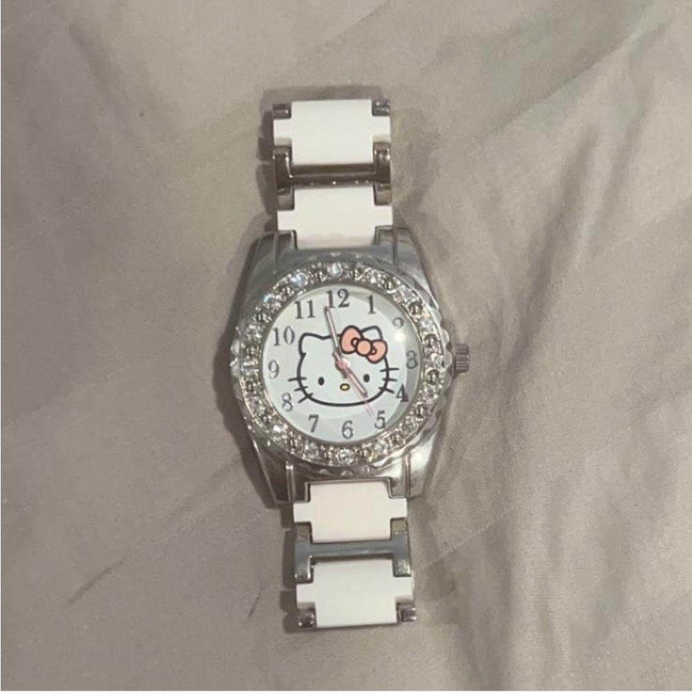 Hello Kitty white and silver Sanrio watch